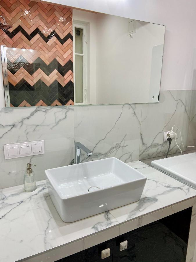 Tenement Apartment 90M2 City Center Krasków Eksteriør bilde